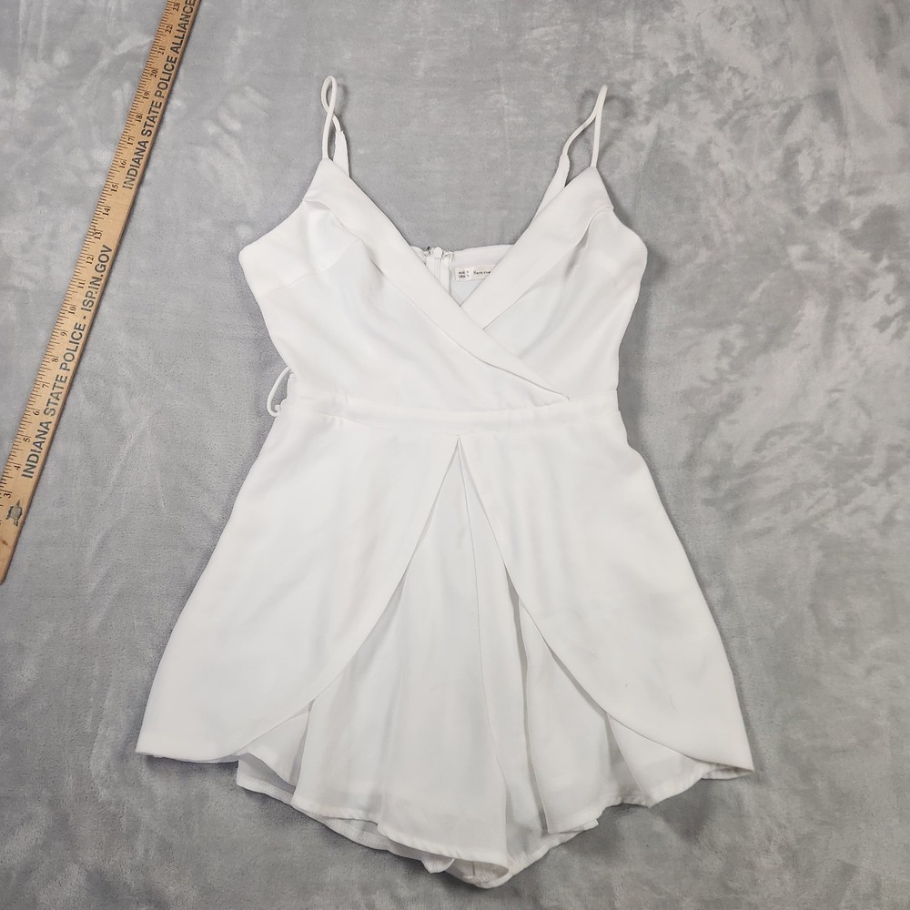 Here Comes the Sun Women White Spagetti Strap Chiffon Romper Size S